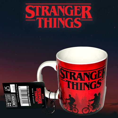 Paladone-Stranger-Things—Mug-And-Sticker